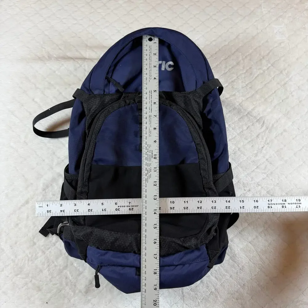 RTIC Hiking Hydration Day Pack Backpack 35L Capacity 2.0L Reservoir Blue Black